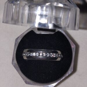 Elegant Silver Band with Sparkling Accents